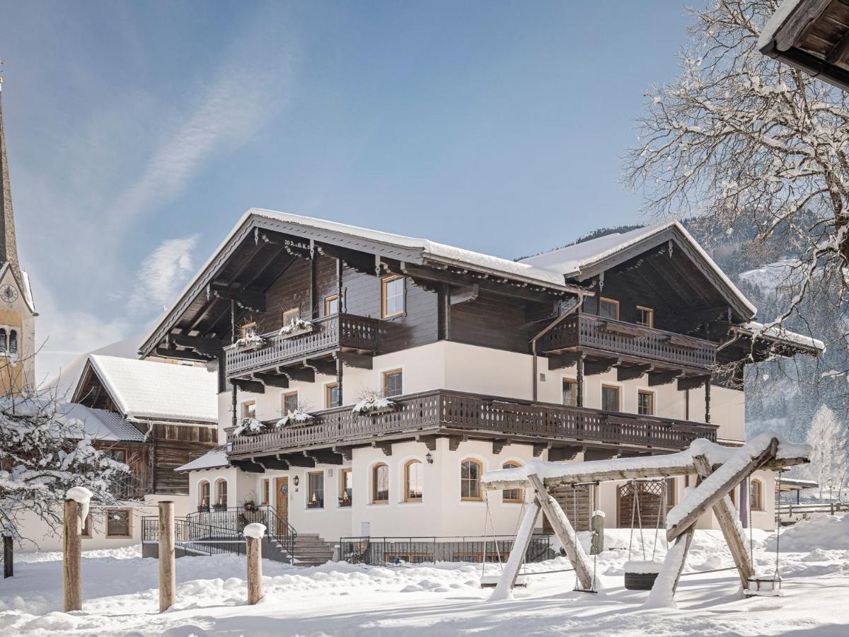 Kinderbauernhof Scharrerhof ฮอลเลอร์บาค อิม พินซ์เกา ภายนอก รูปภาพ